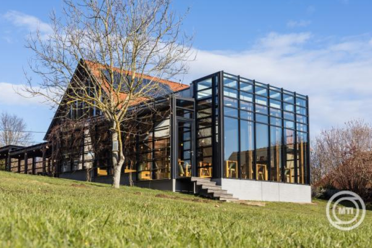 A Pajta kapta az idén az Év étterme díjat